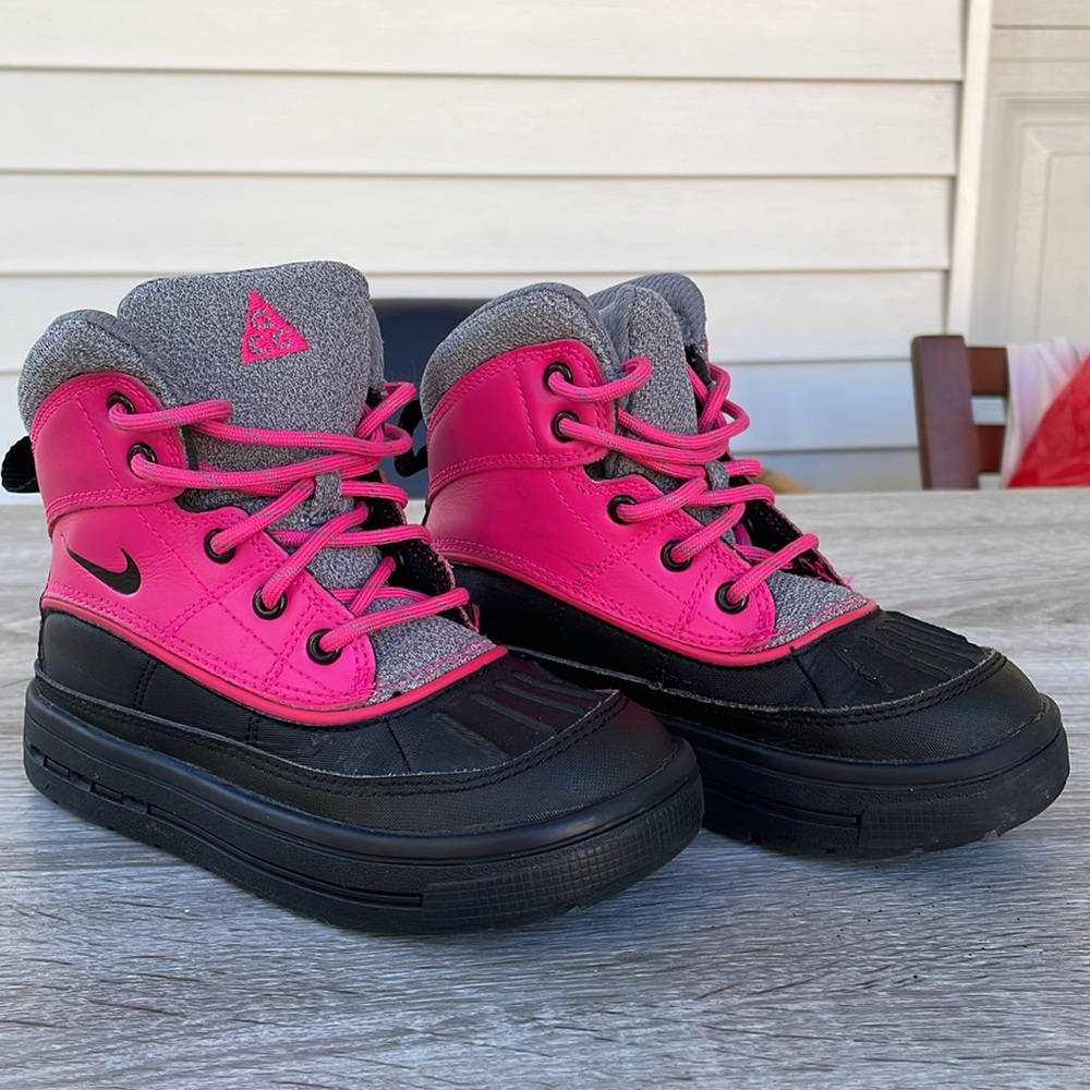 Nike Woodside 2 High ACG Little Girl's Kids Winter Boots Size 11.5C